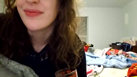 Sabrina online show from March 1, 6:48 am