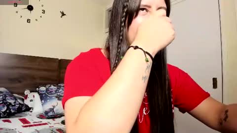 Snapshot of hanny_13 chatting on June 28, 10:38 pm taylor live online show from June 28, 10:38 pm