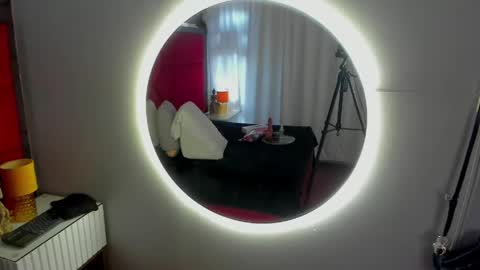 Hanny  online show from May 2, 11:48 am