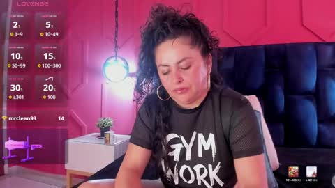 Hanny  online show from June 3, 2:33 pm