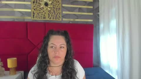 Hanny  online show from June 25, 11:48 am