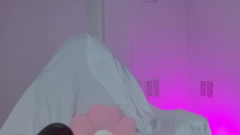 Anto online show from October 31, 1:23 pm