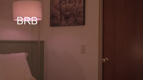 Mizi online show from March 17, 7:50 pm