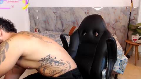 Snapshot of hanz_col chatting on December 2, 11:48 am hanz_col online show from December 2, 11:48 am