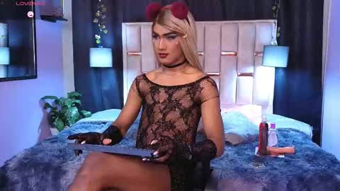 Snapshot of hanzking01 chatting on September 12, 3:39 am Hanzking01 online show from September 12, 3:39 am