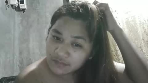 happy00725310 online show from November 27, 1:02 pm