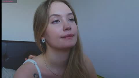 happy__fam online show from July 4, 11:05 am