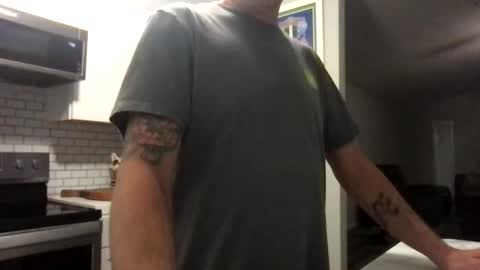 Snapshot of happycock04200 chatting on January 5, 1:36 pm happycock04200 online show from January 5, 1:36 pm