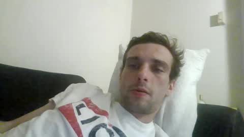 happyfunnyboy79 online show from June 15, 12:24 am