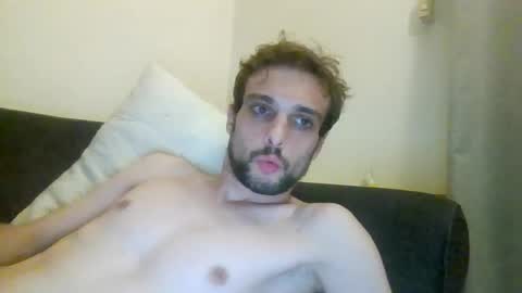 happyfunnyboy79 online show from July 10, 10:34 pm