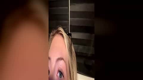 happygal_303 online show from June 18, 4:00 pm