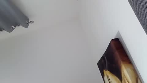 Calvin Secret  online show from February 9, 6:54 am