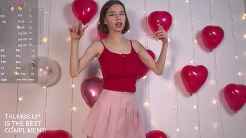 Snapshot of happynewdear chatting on February 16, 3:26 am Evy online show from February 16, 3:26 am