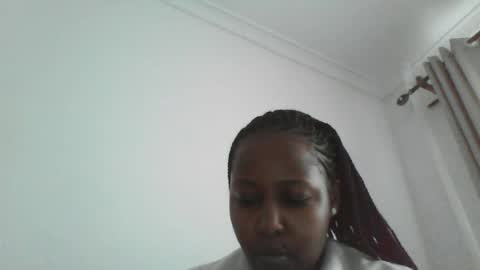 Snapshot of happysheila chatting on August 8, 11:56 am happysheila online show from August 8, 11:56 am