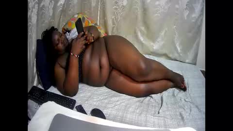 Snapshot of happysonia chatting on November 16, 10:10 am happysonia online show from November 16, 10:10 am