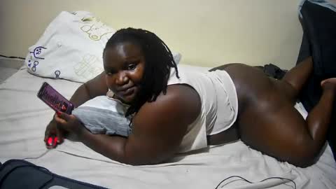 happysonia online show from July 18, 9:13 am