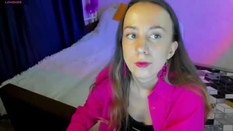 Stephanie online show from December 22, 9:53 pm