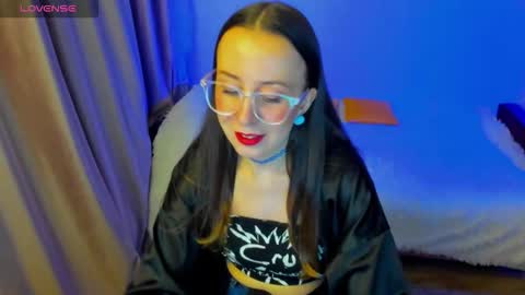 Stephanie online show from February 8, 7:17 pm