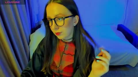 Snapshot of happystephanie chatting on May 19, 8:59 pm Stephanie online show from May 19, 8:59 pm