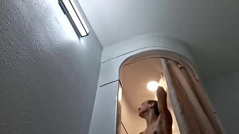 happysunshine4319 online show from March 17, 7:12 am