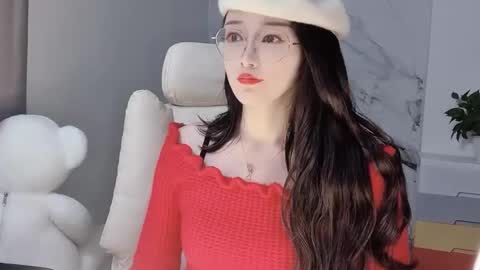 Snapshot of happysweetie168 chatting on February 16, 5:26 am Daisy online show from February 16, 5:26 am