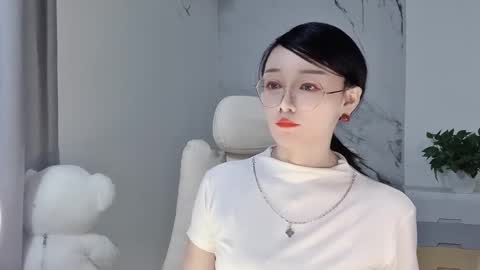 Snapshot of happysweetie168 chatting on March 10, 2:16 pm Daisy online show from March 10, 2:16 pm