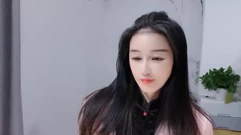 Snapshot of happysweety1688 chatting on November 22, 8:52 pm happysweety1688 online show from November 22, 8:52 pm