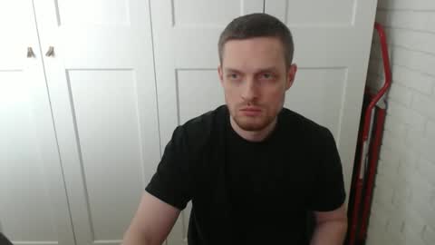 Snapshot of happyvelvetpaw chatting on January 11, 8:52 am happyvelvetpaw online show from January 11, 8:52 am