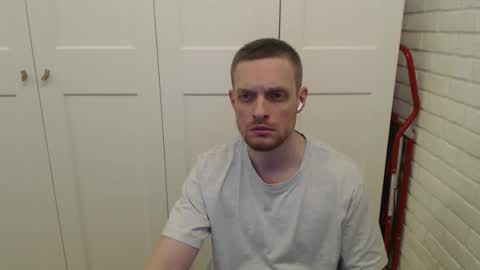 Snapshot of happyvelvetpaw chatting on January 13, 3:17 pm happyvelvetpaw online show from January 13, 3:17 pm