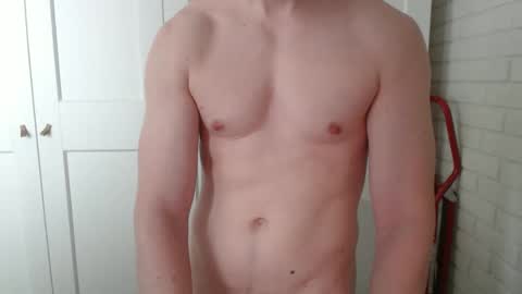 Snapshot of happyvelvetpaw chatting on February 16, 9:27 am happyvelvetpaw online show from February 16, 9:27 am