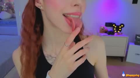 Snapshot of happyvivy chatting on October 13, 9:59 pm Vivy online show from October 13, 9:59 pm