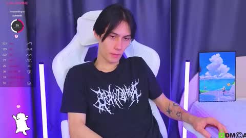 Mark online show from January 12, 11:43 pm