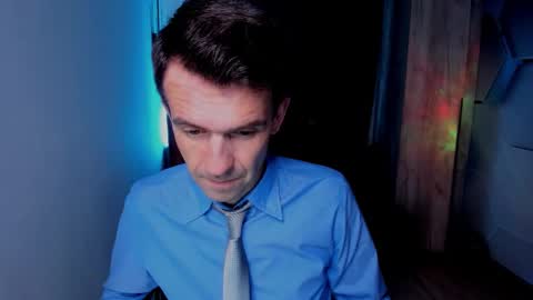 Steve online show from October 28, 1:58 pm