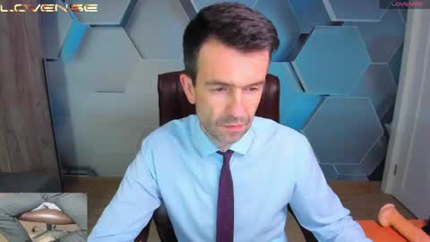 Steve online show from June 10, 9:08 am