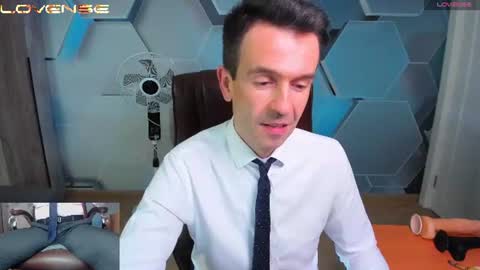 Steve online show from June 13, 3:32 pm