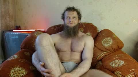 Valentino Hard online show from March 6, 9:50 am