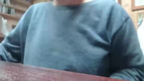 Snapshot of hardbuns chatting on November 26, 6:31 pm Brad online show from November 26, 6:31 pm