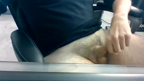 Snapshot of hardcock2889 chatting on December 12, 5:59 pm Makeithappen9086 online show from December 12, 5:59 pm