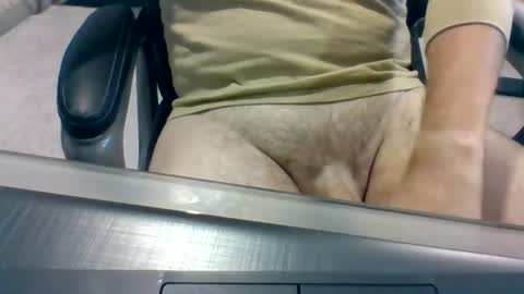 Snapshot of hardcock2889 chatting on March 10, 3:30 pm Makeithappen9086 online show from March 10, 3:30 pm