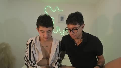 kade and demi independent models online show from March 1, 1:07 am