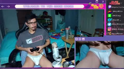 harddmikee online show from July 25, 9:45 pm
