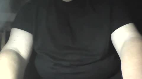 hardfrenchdick17 online show from July 13, 2:25 am