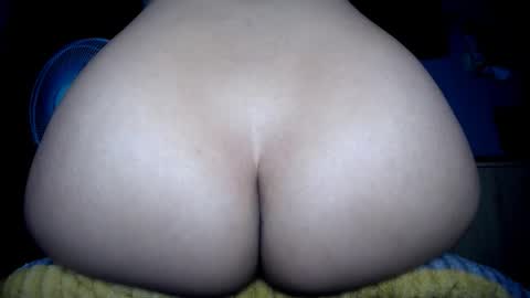 Snapshot of hardfucking_kelly chatting on November 6, 4:52 pm jessabelle online show from November 6, 4:52 pm