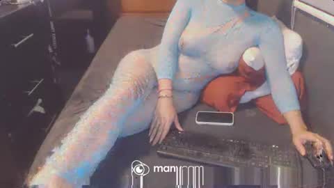 Snapshot of hardfucking_mistress chatting on February 21, 6:40 am Irina online show from February 21, 6:40 am