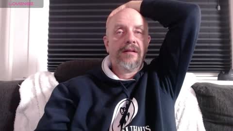 MrLazy online show from December 3, 9:56 pm