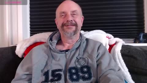 MrLazy online show from December 16, 7:00 pm