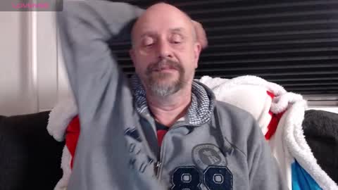 MrLazy online show from December 17, 7:59 pm