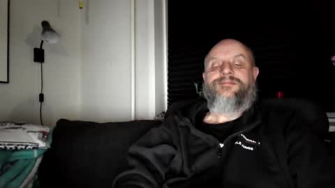 Snapshot of hardmrlazy chatting on April 24, 7:27 pm MrLazy online show from April 24, 7:27 pm