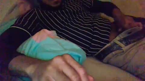 Snapshot of hardone00000 chatting on February 6, 3:37 am hardone00000 online show from February 6, 3:37 am