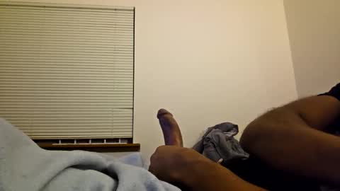 Snapshot of hardone00000 chatting on November 8, 7:19 am hardone00000 online show from November 8, 7:19 am